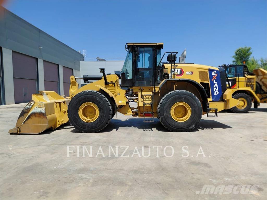 CAT 966 Gumikerekes homlokrakodók