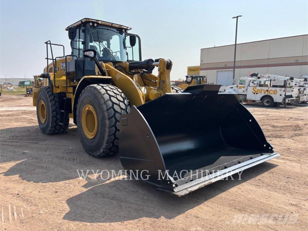 CAT 966 Gumikerekes homlokrakodók