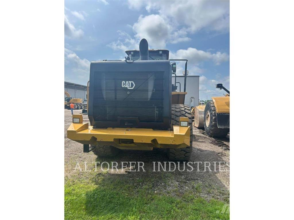 CAT 966-01GC Gumikerekes homlokrakodók