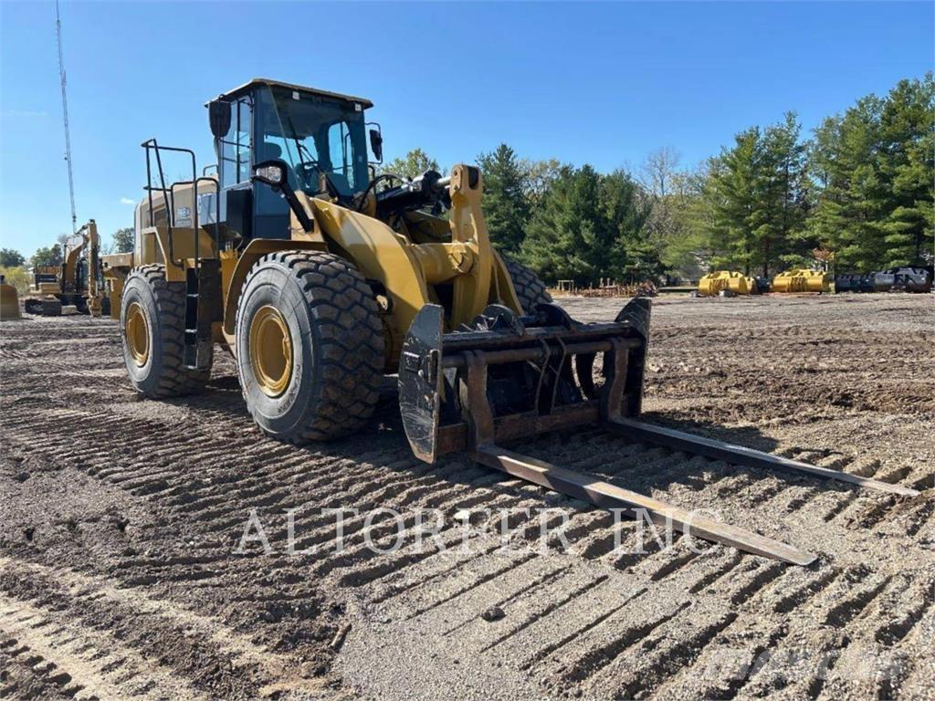 CAT 966-01GC Gumikerekes homlokrakodók