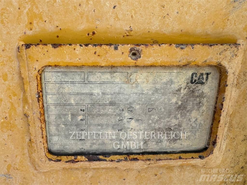 CAT 966-14 Gumikerekes homlokrakodók