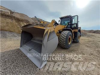 CAT 966 M Gumikerekes homlokrakodók