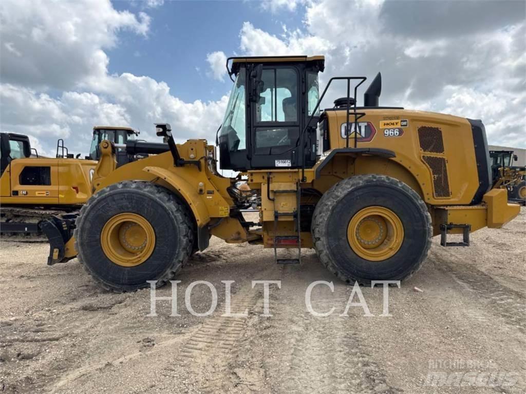 CAT 966 QC Gumikerekes homlokrakodók