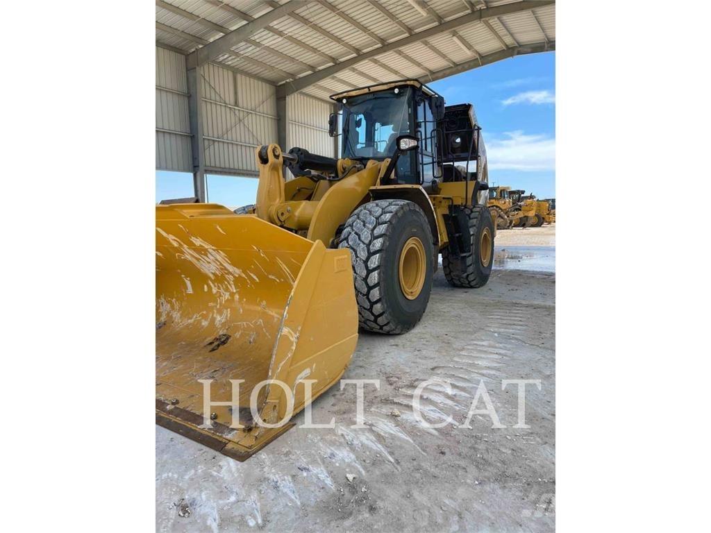 CAT 966 XE Gumikerekes homlokrakodók