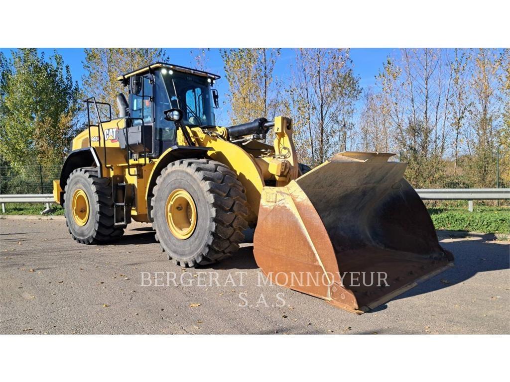 CAT 966 XE Gumikerekes homlokrakodók