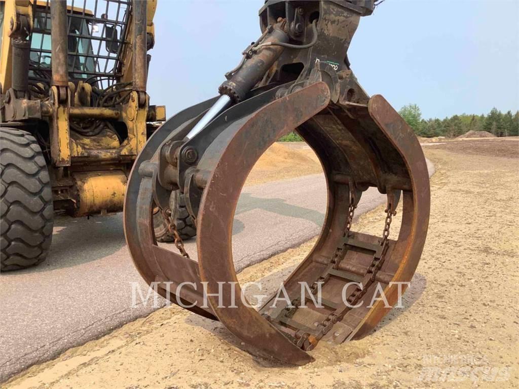 CAT 966G Gumikerekes homlokrakodók