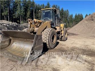 CAT 966G Gumikerekes homlokrakodók