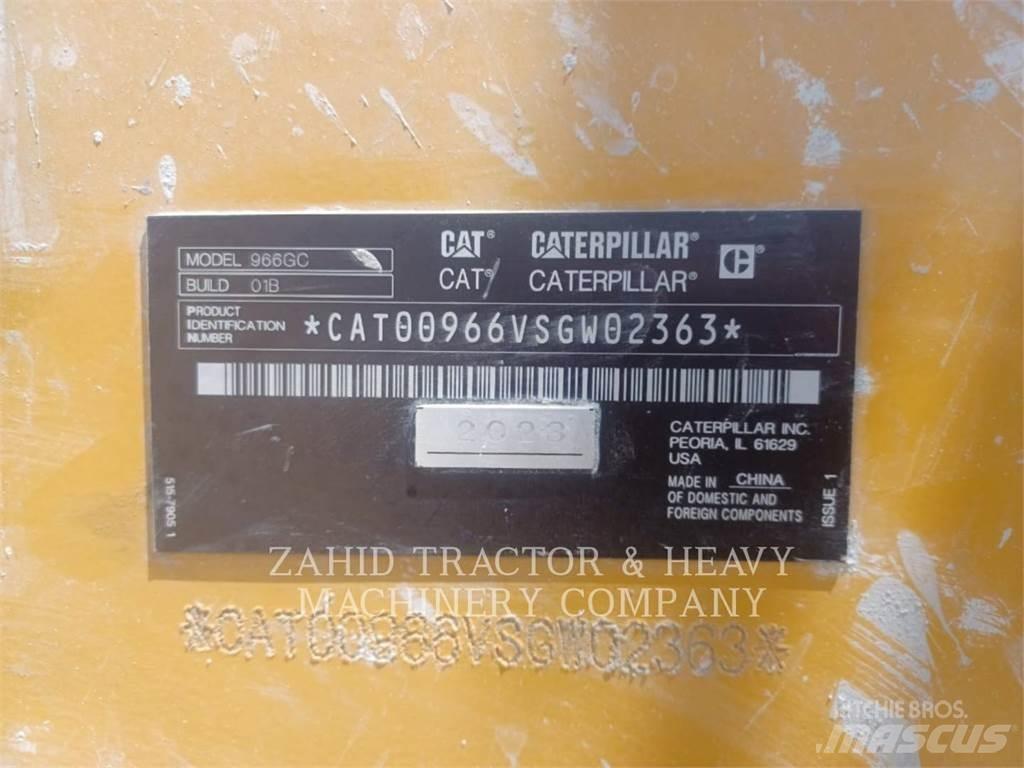 CAT 966GC Gumikerekes homlokrakodók