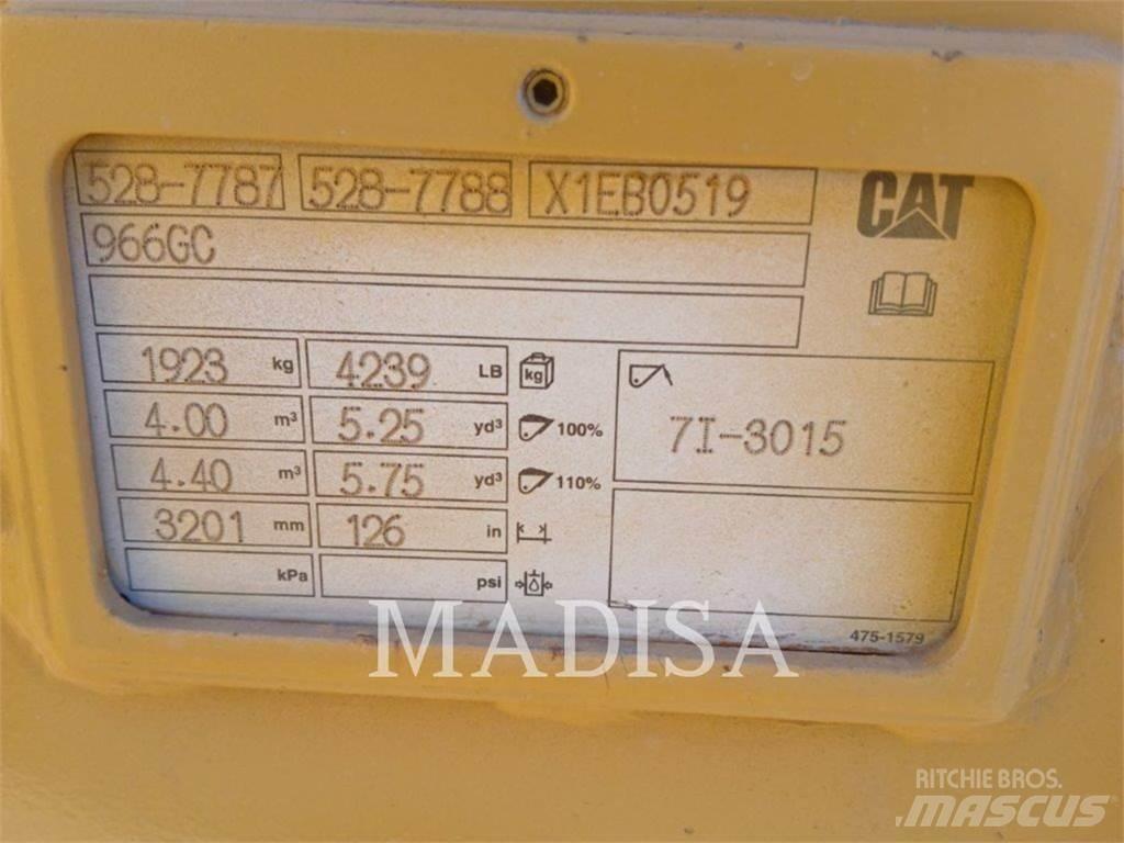 CAT 966GC Gumikerekes homlokrakodók