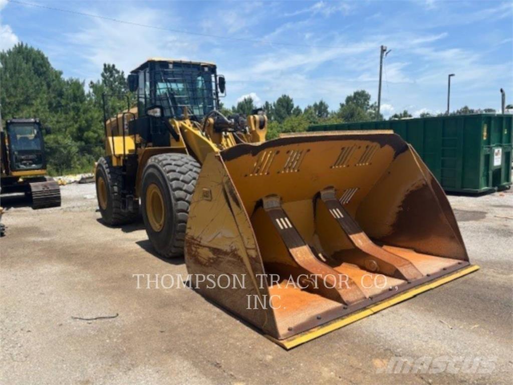 CAT 966GC Gumikerekes homlokrakodók