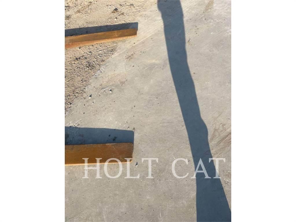 CAT 966GC QC Gumikerekes homlokrakodók