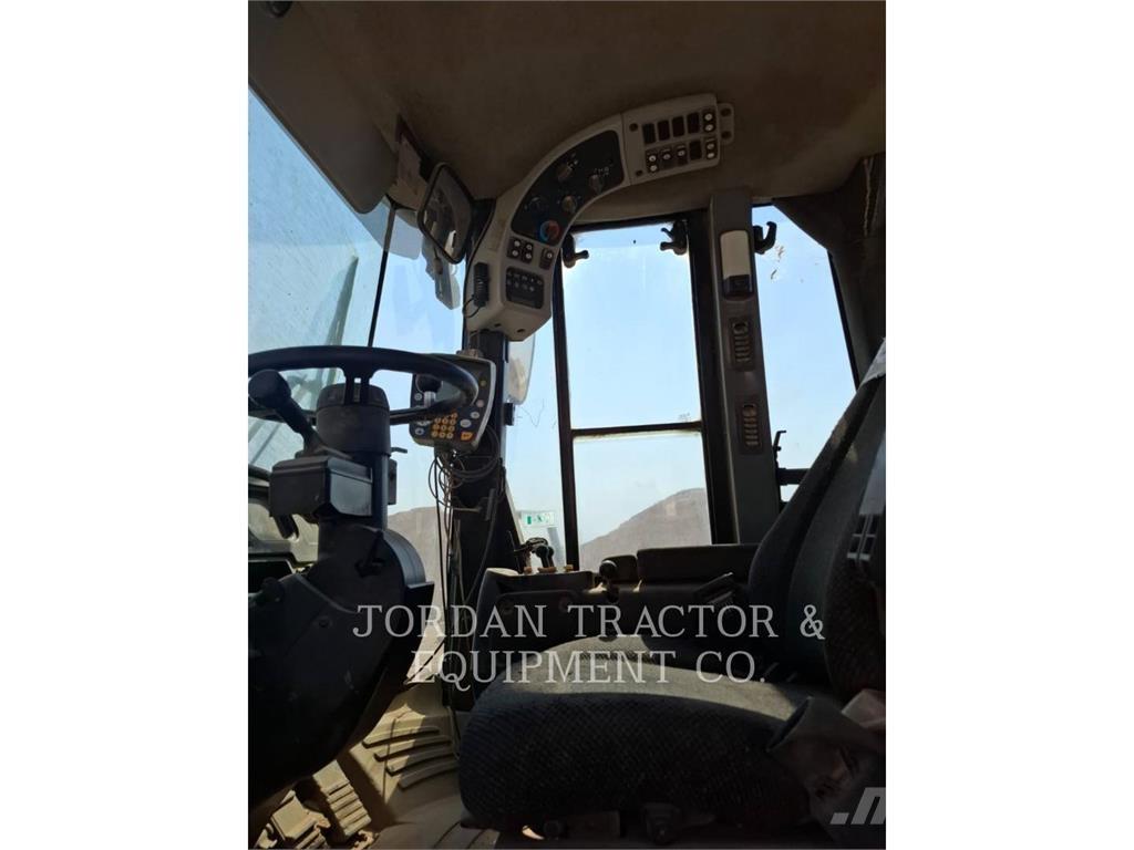 CAT 966H Gumikerekes homlokrakodók