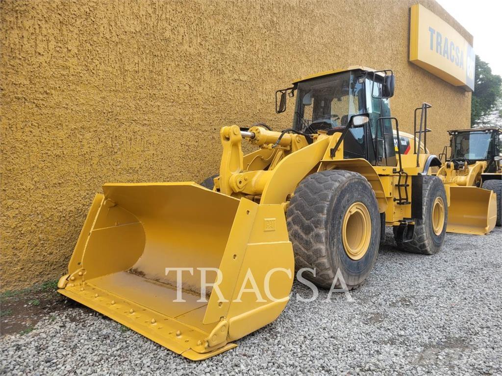 CAT 966H Gumikerekes homlokrakodók