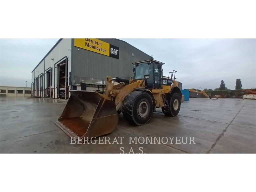 CAT 966K Gumikerekes homlokrakodók