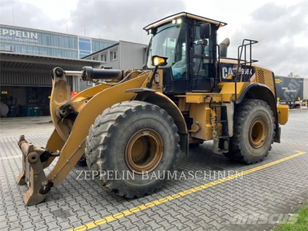 CAT 966K Gumikerekes homlokrakodók