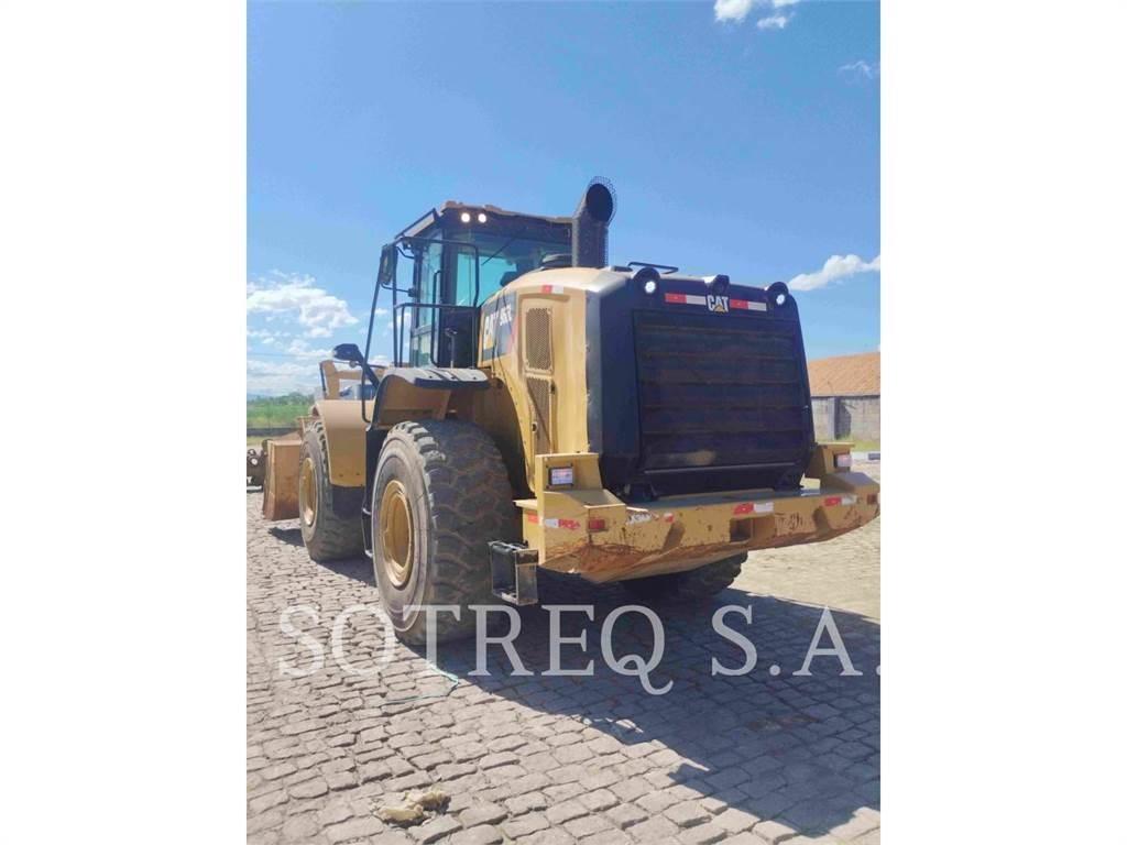 CAT 966L Gumikerekes homlokrakodók