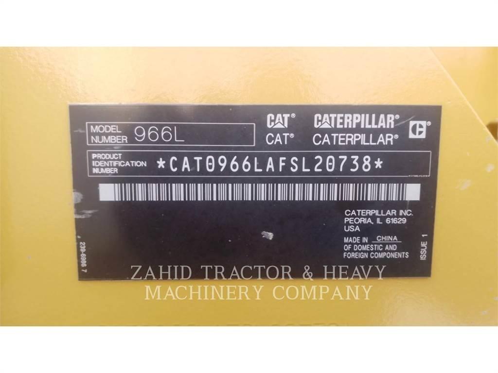 CAT 966L Gumikerekes homlokrakodók