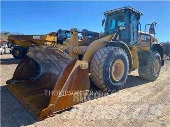 CAT 966M Gumikerekes homlokrakodók