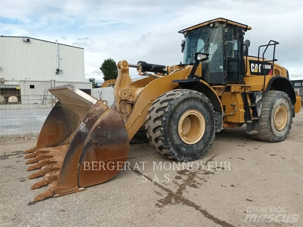 CAT 966M Gumikerekes homlokrakodók