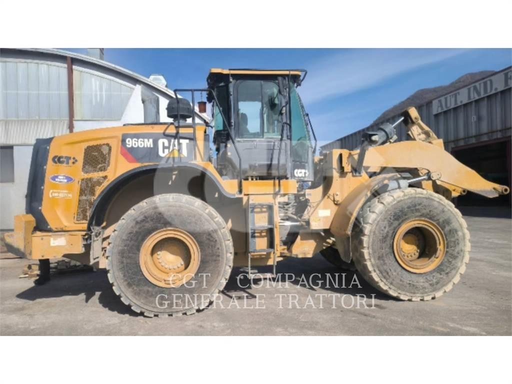 CAT 966M Gumikerekes homlokrakodók