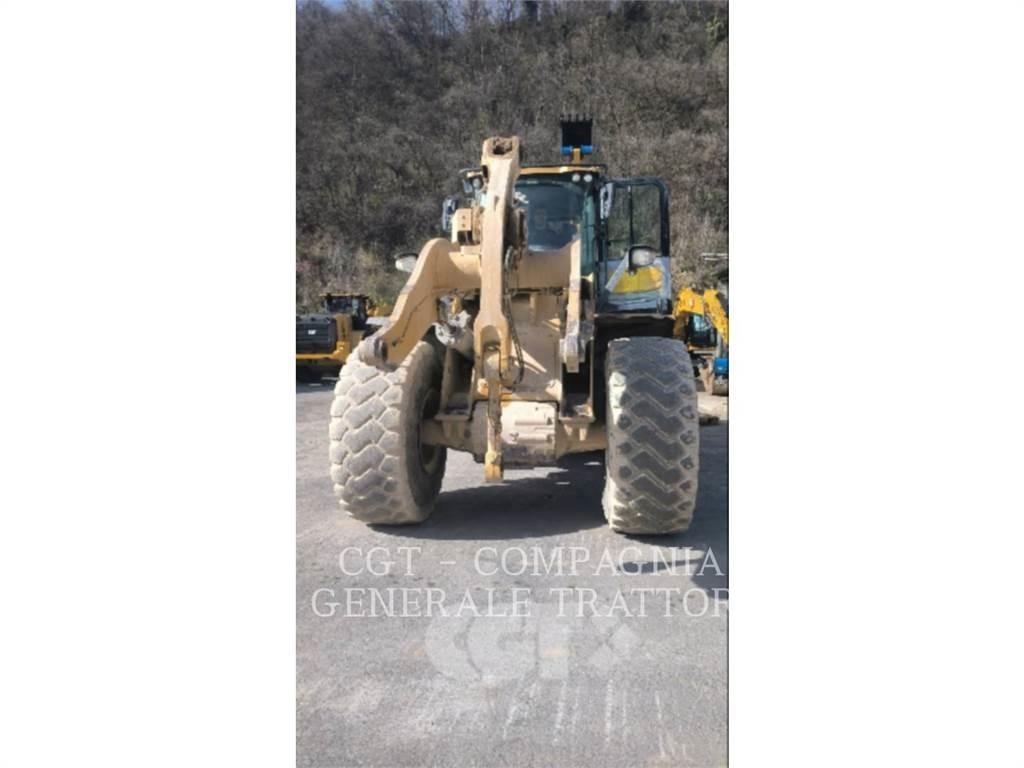 CAT 966M Gumikerekes homlokrakodók