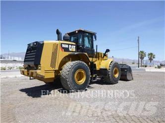 CAT 966M Gumikerekes homlokrakodók