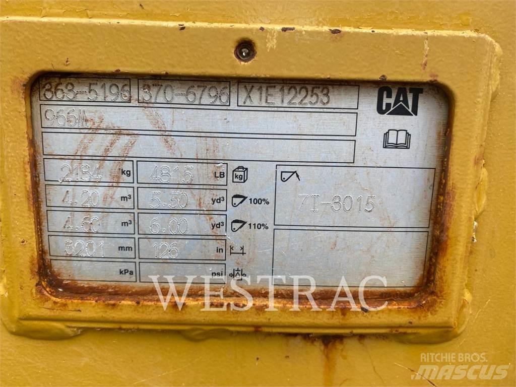 CAT 966M Gumikerekes homlokrakodók