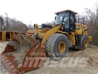 CAT 966M Gumikerekes homlokrakodók
