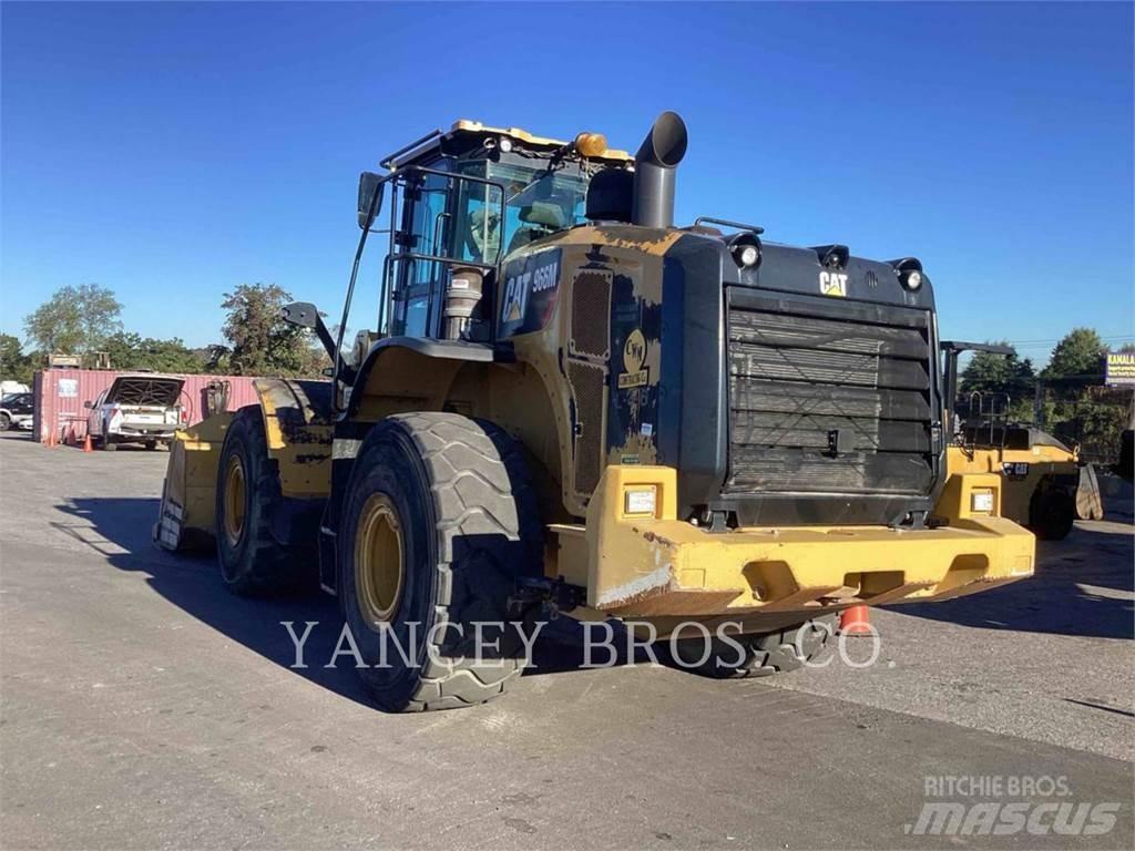 CAT 966M Gumikerekes homlokrakodók