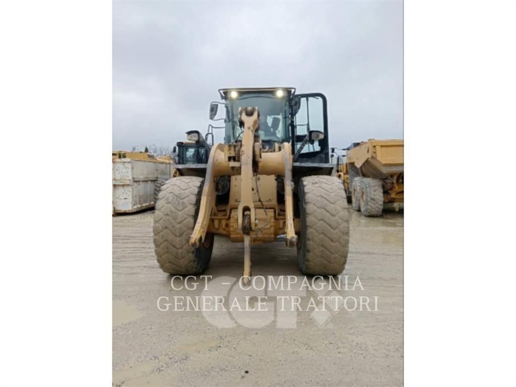 CAT 966M Gumikerekes homlokrakodók