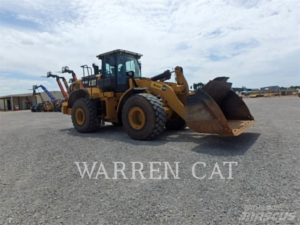 CAT 966M Gumikerekes homlokrakodók