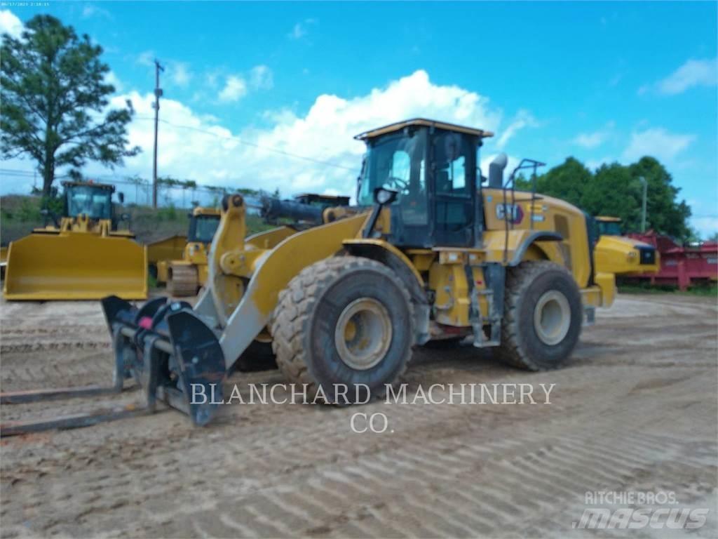 CAT 966M Gumikerekes homlokrakodók