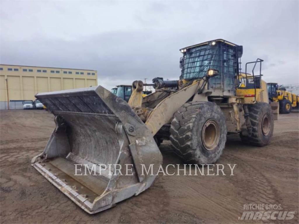 CAT 966M Gumikerekes homlokrakodók