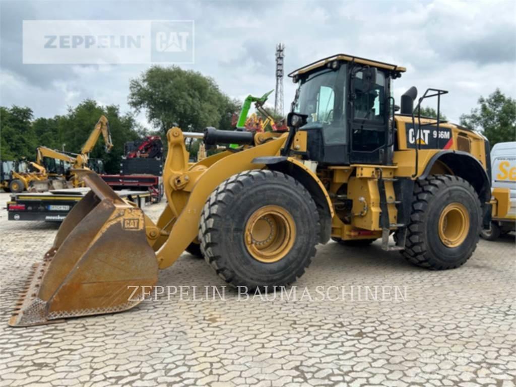 CAT 966M Gumikerekes homlokrakodók