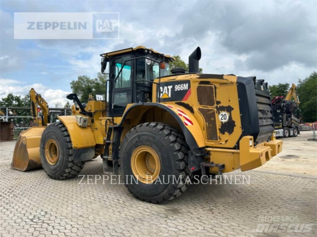 CAT 966M Gumikerekes homlokrakodók