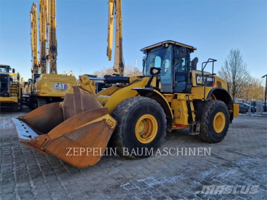CAT 966M Gumikerekes homlokrakodók