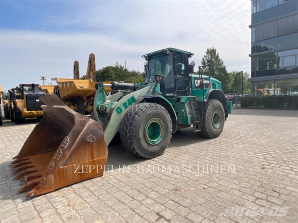 CAT 966M Gumikerekes homlokrakodók