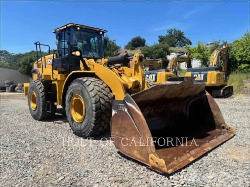 CAT 966M Gumikerekes homlokrakodók