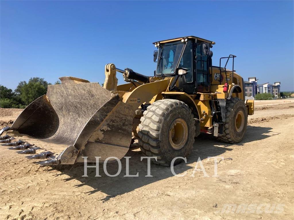 CAT 966M Gumikerekes homlokrakodók