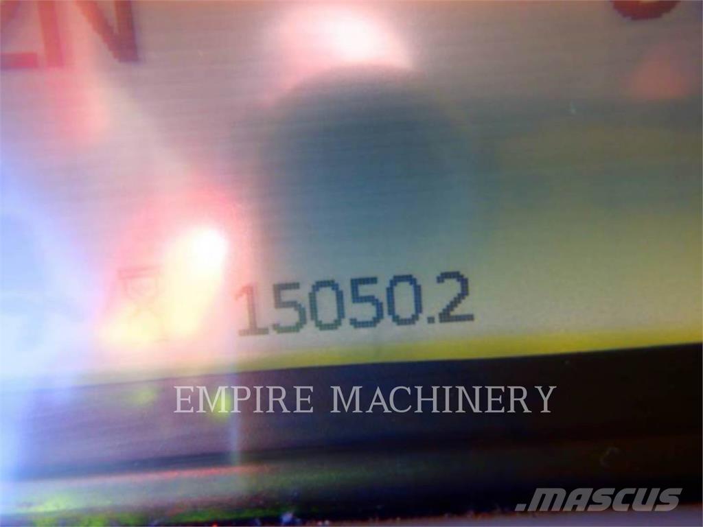 CAT 966M Gumikerekes homlokrakodók