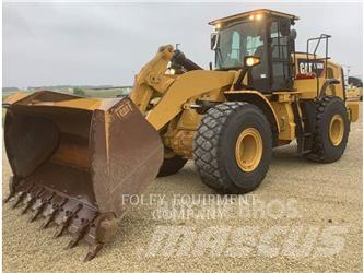 CAT 966M Gumikerekes homlokrakodók