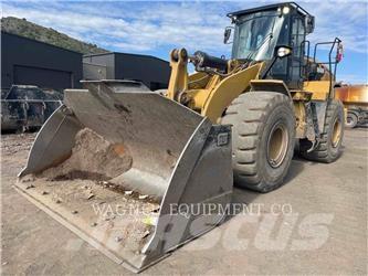 CAT 966M FC Gumikerekes homlokrakodók