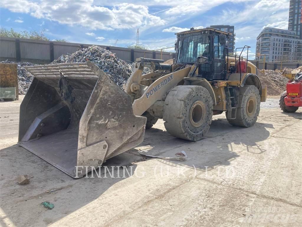 CAT 966M HL Gumikerekes homlokrakodók