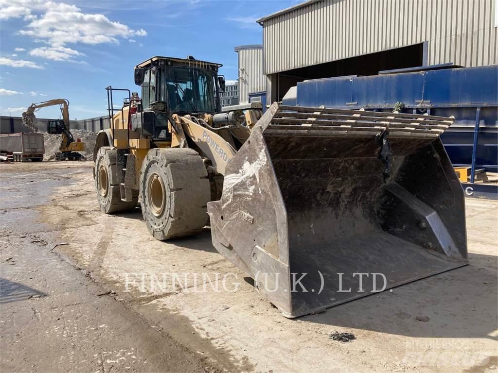 CAT 966M HL Gumikerekes homlokrakodók