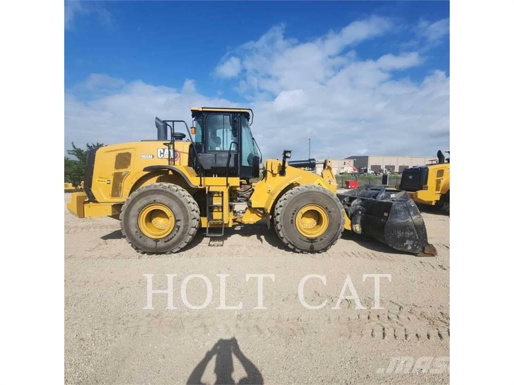 CAT 966M QC Gumikerekes homlokrakodók