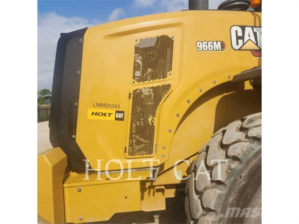 CAT 966M QC Gumikerekes homlokrakodók