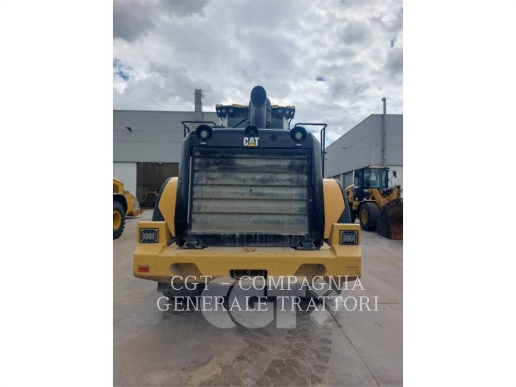 CAT 966M XE Gumikerekes homlokrakodók