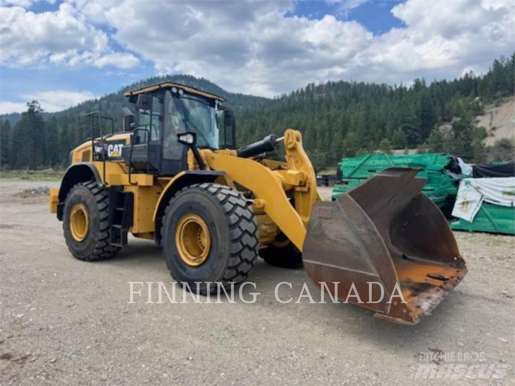 CAT 966M XE Gumikerekes homlokrakodók