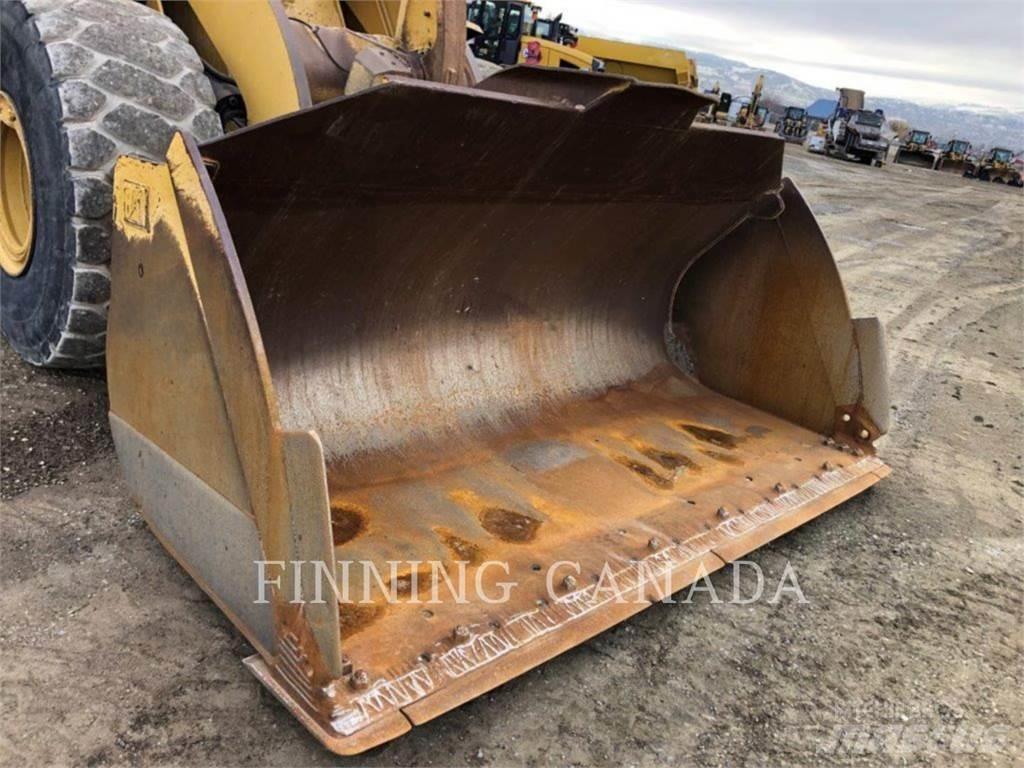CAT 966MXE Gumikerekes homlokrakodók