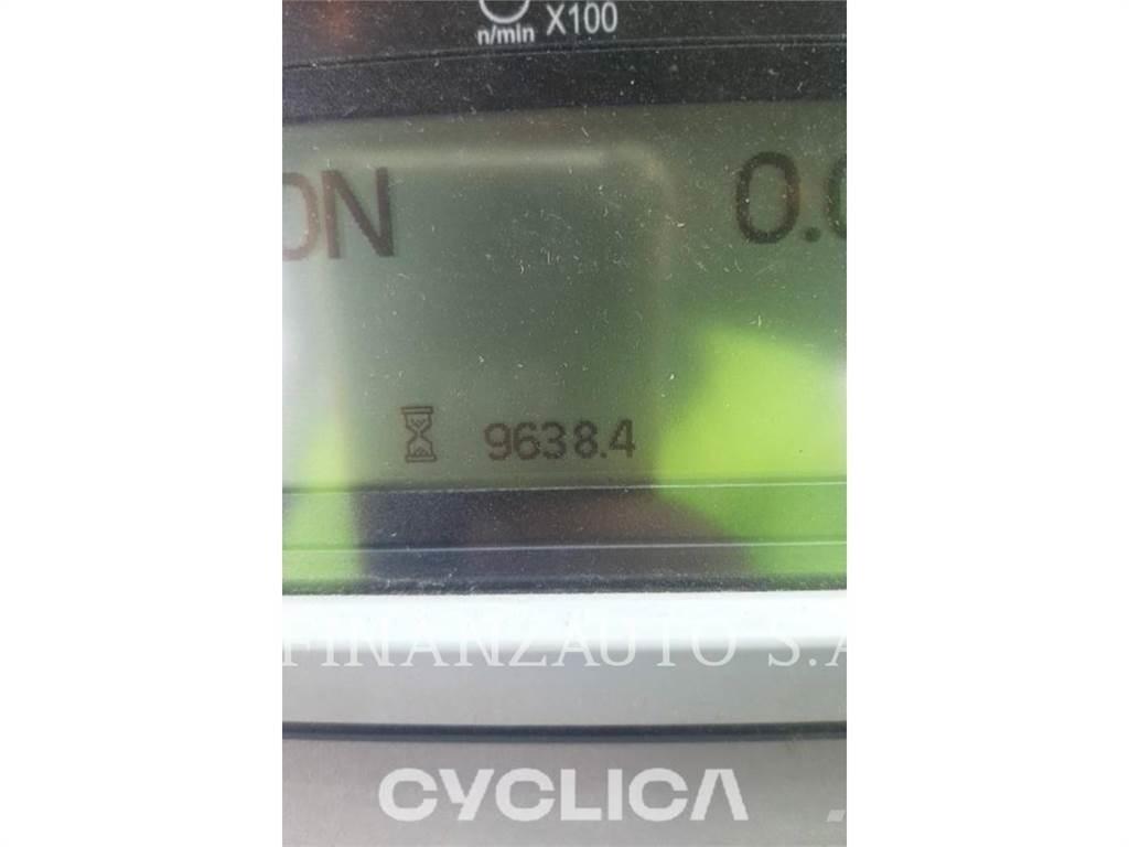 CAT 966MXE Gumikerekes homlokrakodók
